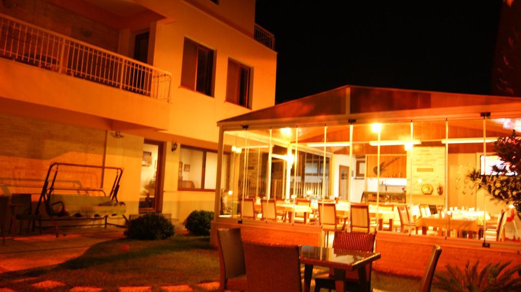 Villa Fokai Hotel Енидже Экстерьер фото
