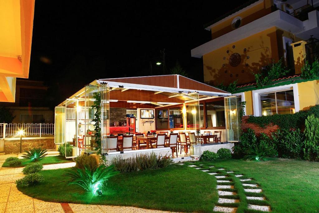 Villa Fokai Hotel Енидже Экстерьер фото